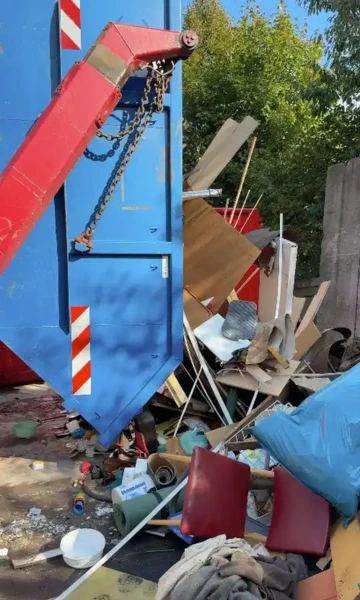 Entsorgung Gera - Jetzt kostenloses Angebot sichern Entsorgung Gera – Absetzcontainer am Haus